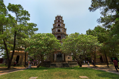 From Da Nang: całodniowa wycieczka do HuePrywatna wycieczka