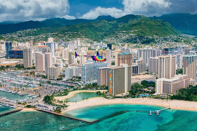 Oahu: tour in elicottero di 20 minuti Doors On / Doors Off di Waikiki