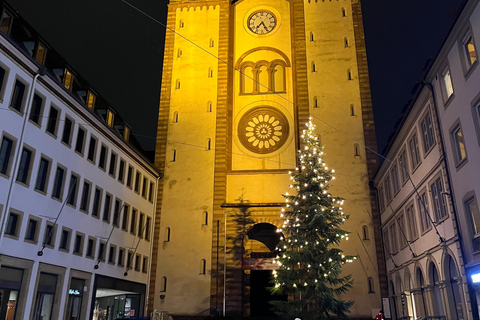 Enjoyable Advent tour: champagne, cookies & mulled wine in Würzburg Advent tour: Sparkling wine, cookies, mulled wine, and stories (German)
