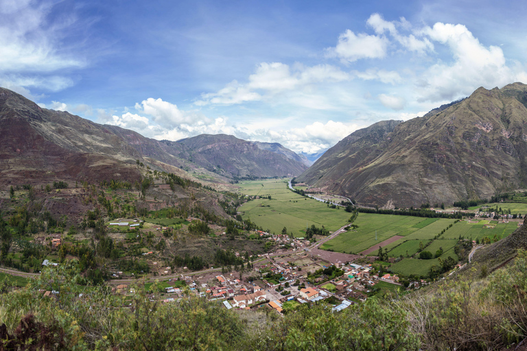 From Cusco: Private bike tour in the Sacred Valley to Ollantaytambo From Cusco: Private Cycling Tour in the Sacred Valley to Ollantaytambo