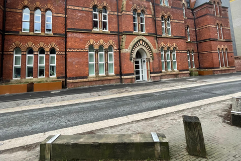 Manchester: Industrial Revolution Walking Tour