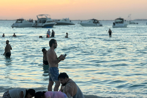 Żeglowanie o zachodzie słońca na Isla Mujeres z transferem do Cancún"Żeglowanie o zachodzie słońca do Isla Mujeres z transferem do Cancún"
