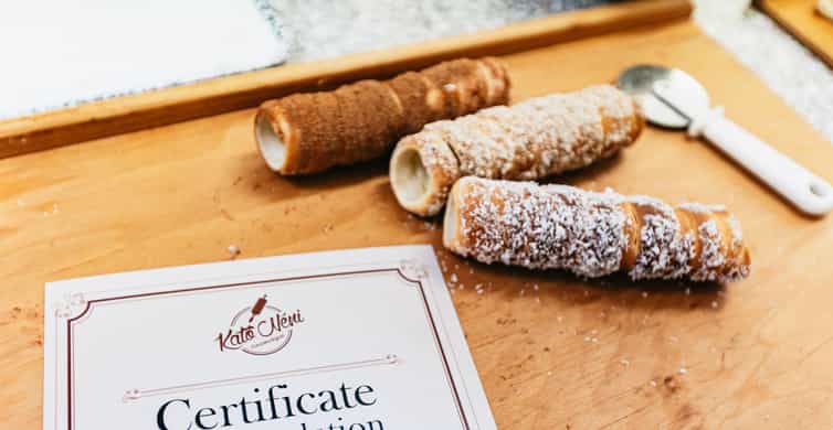 Budapest: Hungarian Chimney Cake Workshop in the City Center photo 14