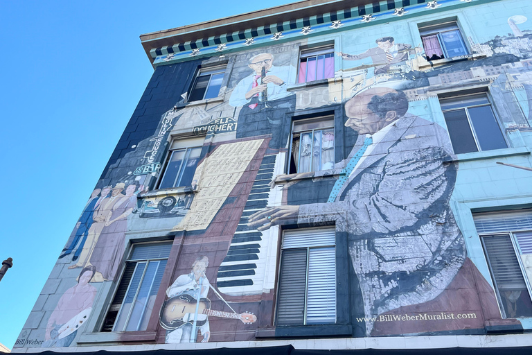 San Francisco: Cirque & the City North Beach Walking Tour