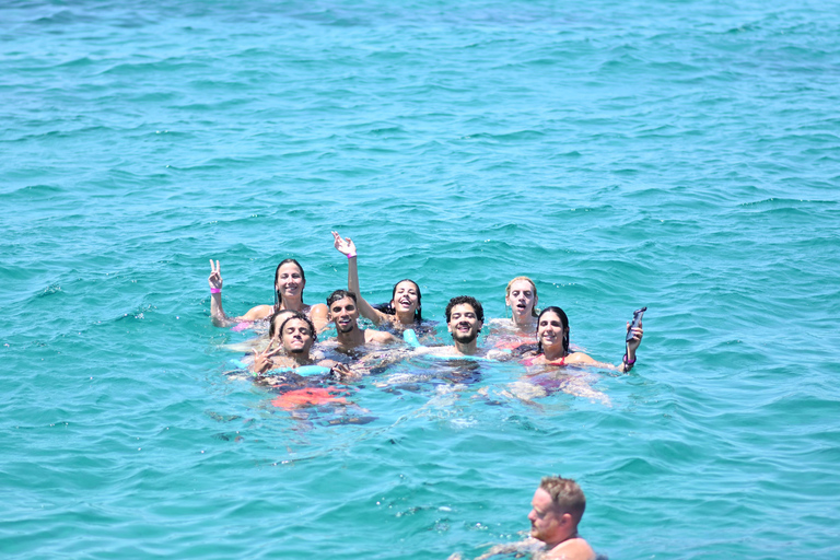 Exclusive experience: Premium catamaran from Ibiza to Formentera