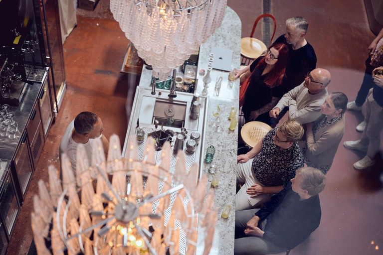 Gothenburg: Distillery Tour and Guided Tasting