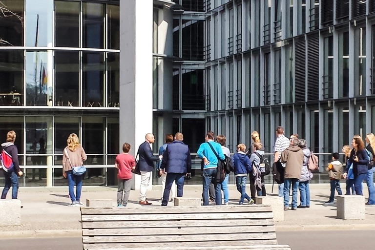 Berlijn: Tour door regeringswijk & bezoek aan Rijksdagkoepelreguliere openbare rondleiding in het Duits