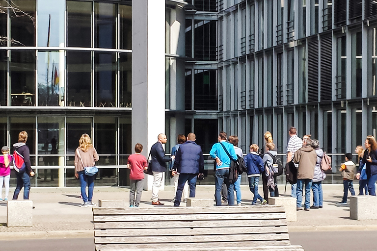 Berlino: tour del quartiere governativo con visita alla cupola del Reichstag