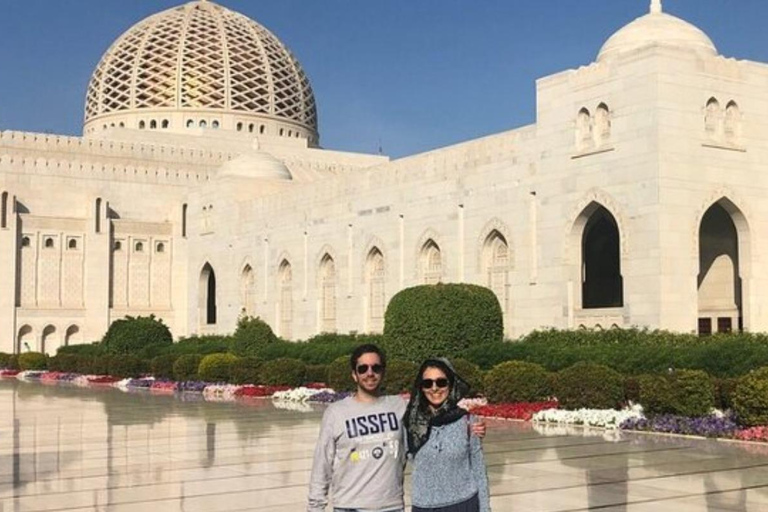 Best of Muscat in One Day (8–9 Hours) with Hotel Pickup