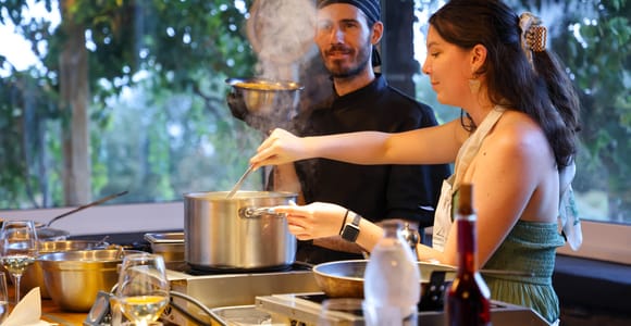 Santorini: Vineyard and Winery Tour with Cooking Class