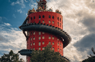 Drachenturm & Million Buddhas: Privates VIP-Erlebnis
