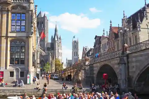 Ghent: 40-minute boat trip (Spanish only)