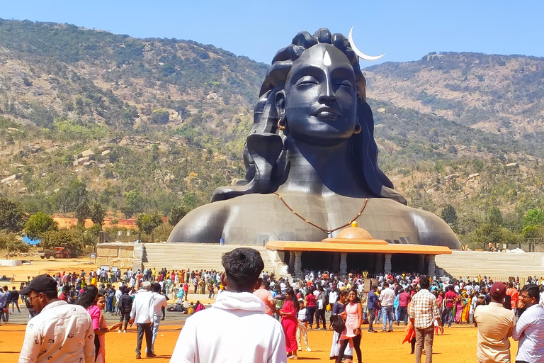 From Bengaluru: Gudibande Fort, Avala Betta & Adiyogi Tour