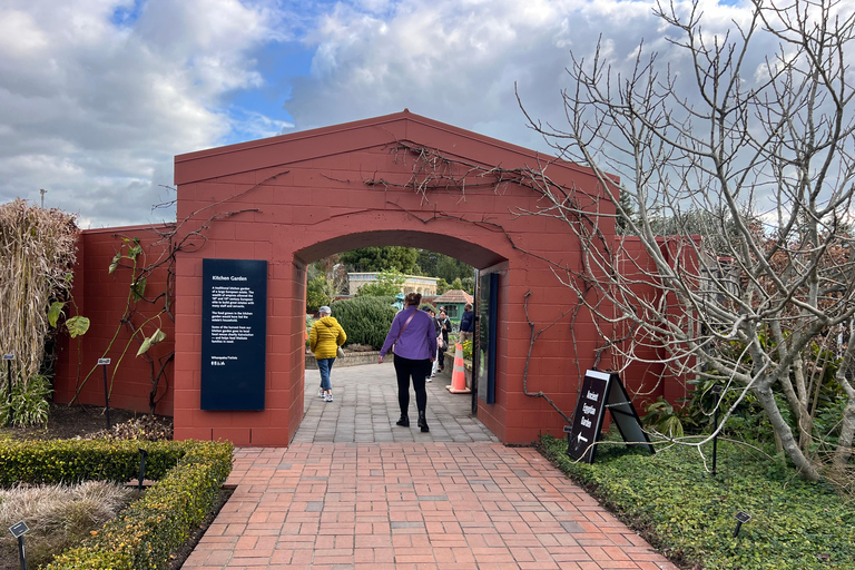 GROTTES DE RUAKURI ET JARDINS DE HAMILTON - Excursion d&#039;une journée au départ d&#039;AucklandGROTTES DE RUAKURI ET JARDINS HAMILTON - Excursion d&#039;une journée au départ d&#039;Auckland