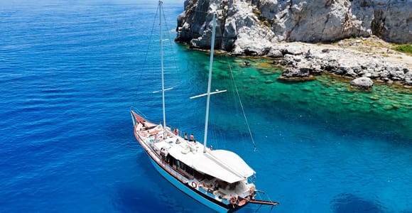 Rhodes Town: 3-Stop Boat Cruise, Lunch & Unlimited Drinks