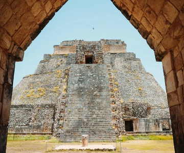 Depuis Mérida : Uxmal, Kabah, et visite guidée des cénotes avec déjeuner.