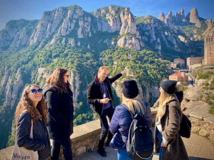 Barcelona: Montserrat Tour, Transfers & Basilica Entry