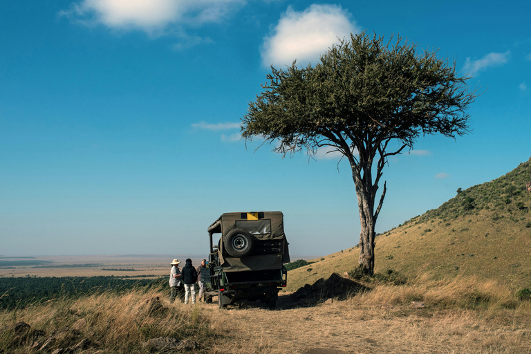 Nairobi: 3 Day Maasai Mara Group Safari With Overnight Camp 3-Day Maasai Mara Group-Joining Safari by Pop-Up Roof Van
