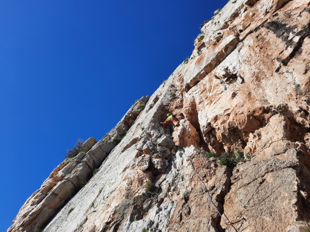 Visit Climbing Day a climbing day on an amazing crag in Sardinia in Sant'Antioco