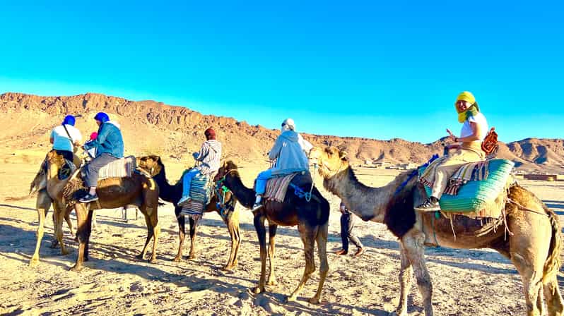Au départ de Marrakech : Safari de 2 jours dans le désert de Zagora avec repas et campement - dromadaire