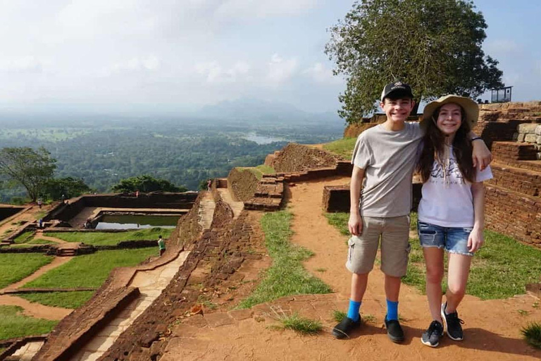 Jednodniowa wycieczka z Kolombo do Sigiriya Lion Rock