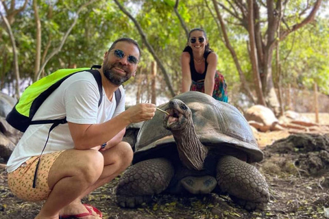 Zanzíbar: Recorridos por la Isla de la Prisión, Stone Town y la Playa de Nakupenda