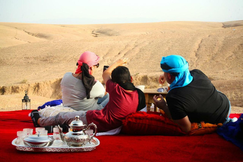 Marrakech: Deserto de Agafay, passeio de camelo e jantar berbere