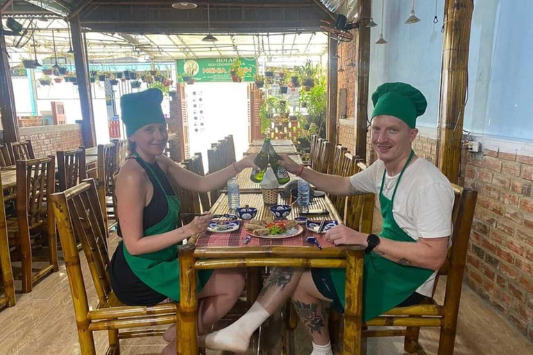 Hoi An: Aula de culinária na aldeia de Tra Que Herb