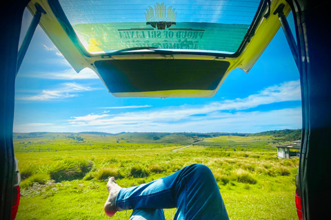 Ella: Horton Plains & Bomburu Ella Waterfall Tour