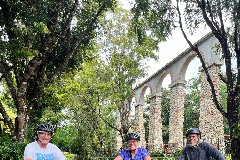 Private Guided E-bike Tour: Discovering El Valle de Anton