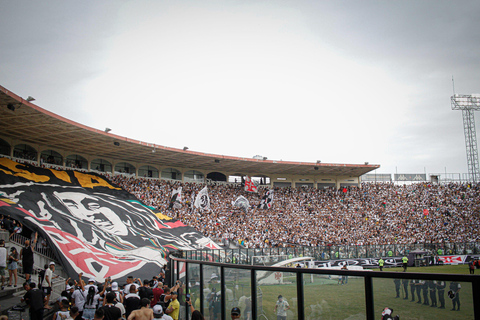Rio de Janeiro: Vasco da Gama matchday experience with local