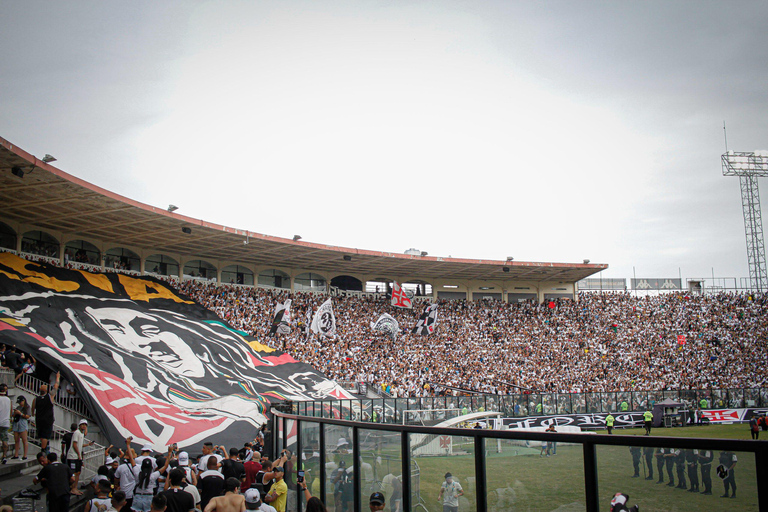Rio de Janeiro: Vasco da Gama matchday experience with local