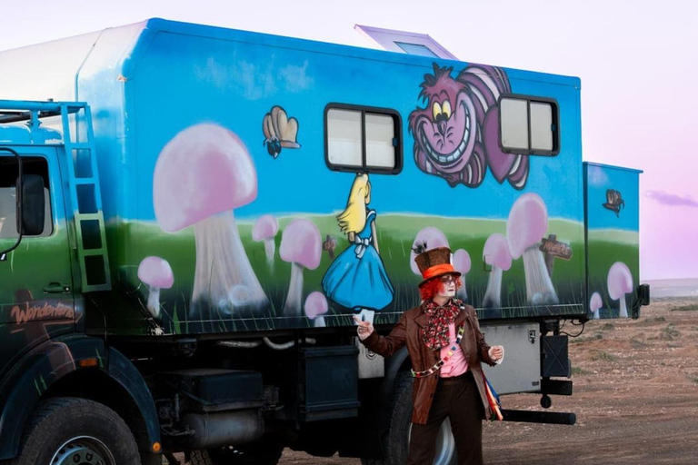 The Mad Hatter's Fuerteventura: Exclusive Truck & Photo Experience The Quick Magic (60 minutes)