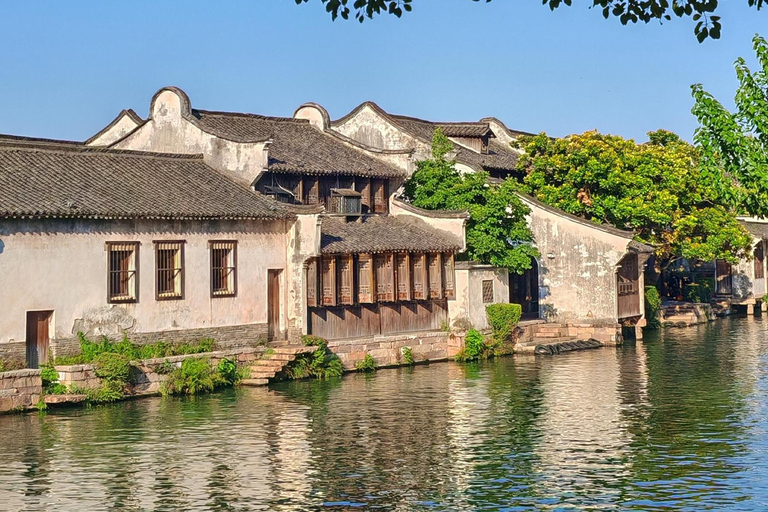 Shanghai: tour privato di 1 giorno a Wuzhen con laboratorio di tintura indaco4 viaggiatori e più