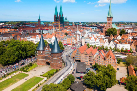 Hello Lübeck: Private 2-Hour Intro Walk with Local Guide