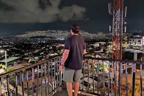 Comuna 13 Full Experience | Subway, Metrocable, Street Art and Culture. Comuna 13 Full Experience | Metro, Metrocable, Street Art and Culture.