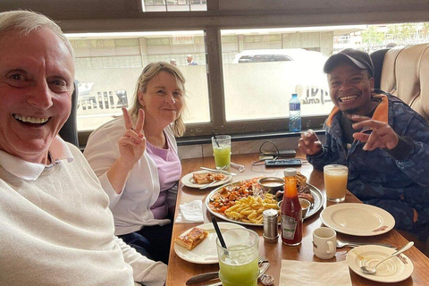 Nairobi: City Market Guided Food Tour with Tastings