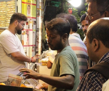 Kolkata Midtown Madness- A Street Food & Nightlife Tour