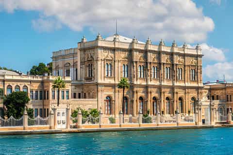 Istanbul : palais de Dolmabahce et visite du Bosphore avec dejeuner