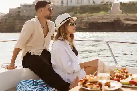 Polignano a Mare: tour privato in barca con PugliAmica