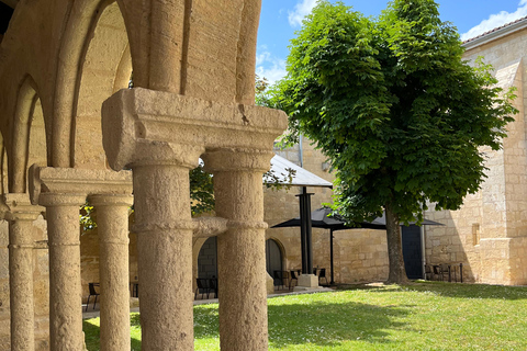 Half day in Pomerol and Saint-Émilion in 2cv