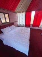Intera giornata Jeep tour + tutti i pasti & pernottamento Beduin camp - Hizvo