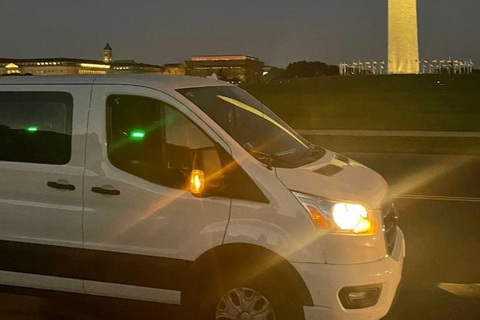 Washington DC: Night Tour of the City's Iconic Landmarks