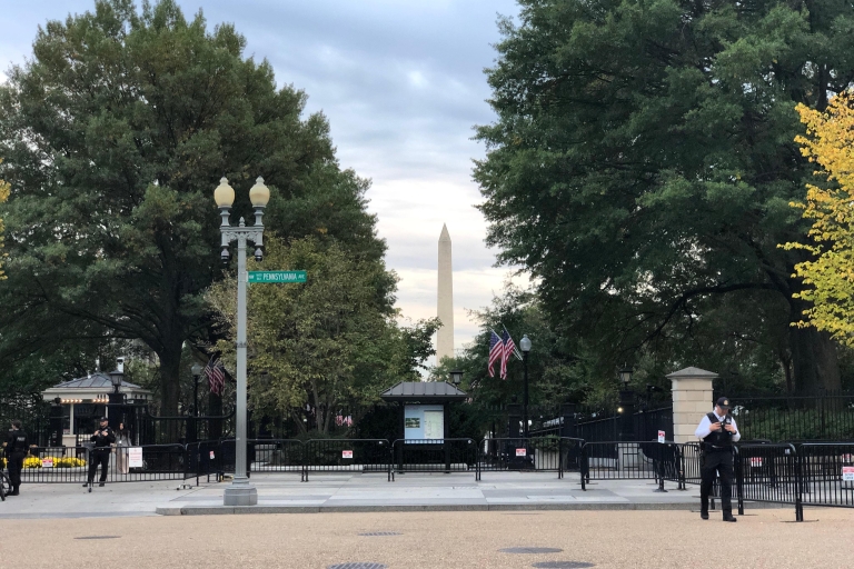DC at Night: Historical Highlights of the National Mall Private Tour in English