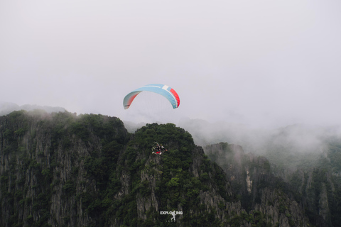 Paramotor Flight Experience in Vang Vieng, Laos