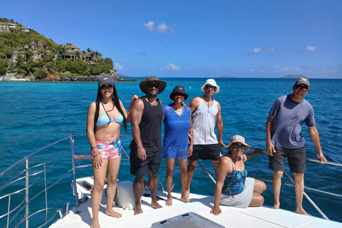 St Thomas: Jeep Tour & Sailing Snorkel Cruise Combo St Thomas: Jeep Tour & Sailing Snorkel Cruise Combo