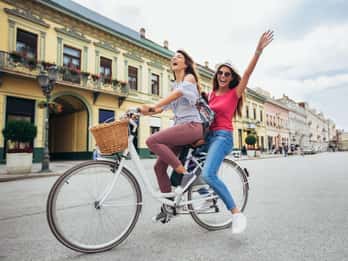 Recorrido en Bicicleta por el Casco Antiguo de Szczecin, Principales Atracciones y Naturaleza