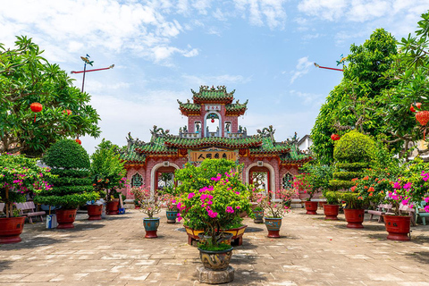 Hoi An Cyclo Tour i vietnamesisk traditionell Ao DaiGruppresa (högst 15 personer per grupp)