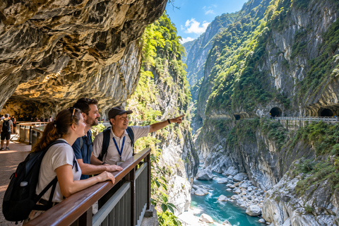 Hualien: Taroko Gorge, Sky Mirror Beach ATV & Coast Day Tour
