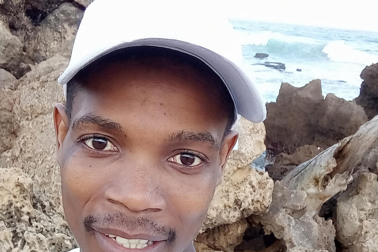 The secrets of Umdloti beach with Dolphin Point & Tidal Pool